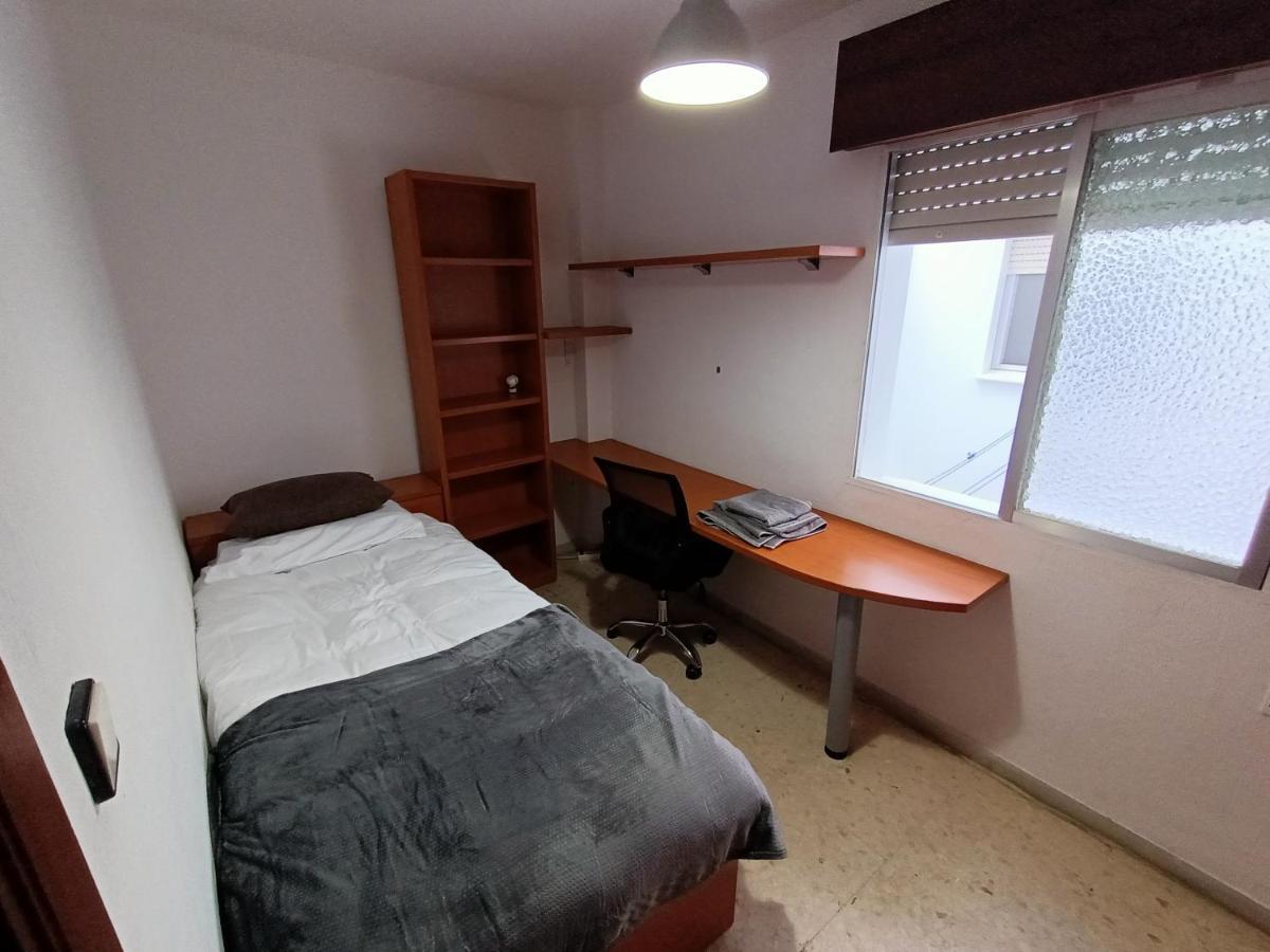 Apartamento Cerca De La Caleta Cadiz Luaran gambar
